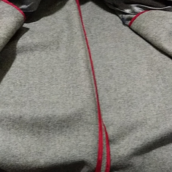 Sinclaire10 wool coat with ruffles. Grey, gorgeous, for indoors or outerwear. - Picture 4 of 6